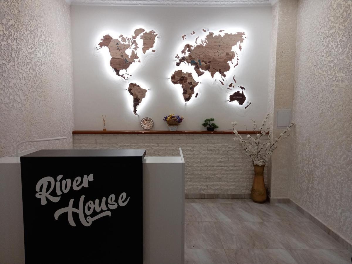 Готель River House 우만 외부 사진