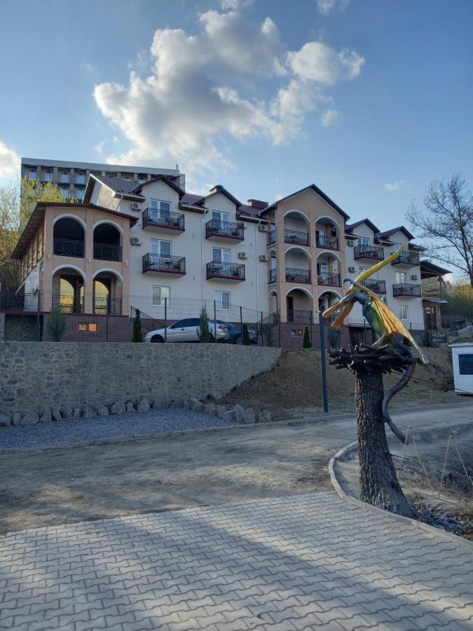 Готель River House 우만 외부 사진