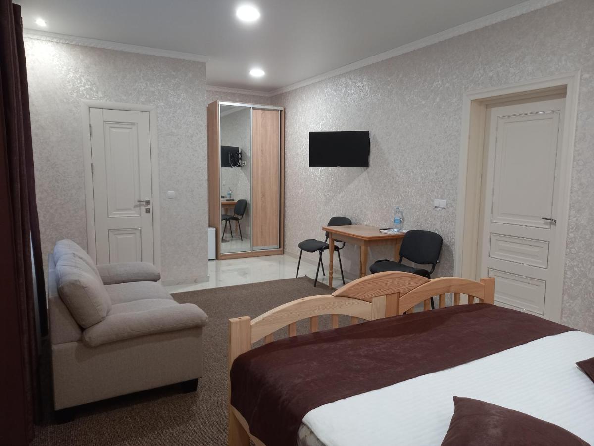 Готель River House 우만 외부 사진