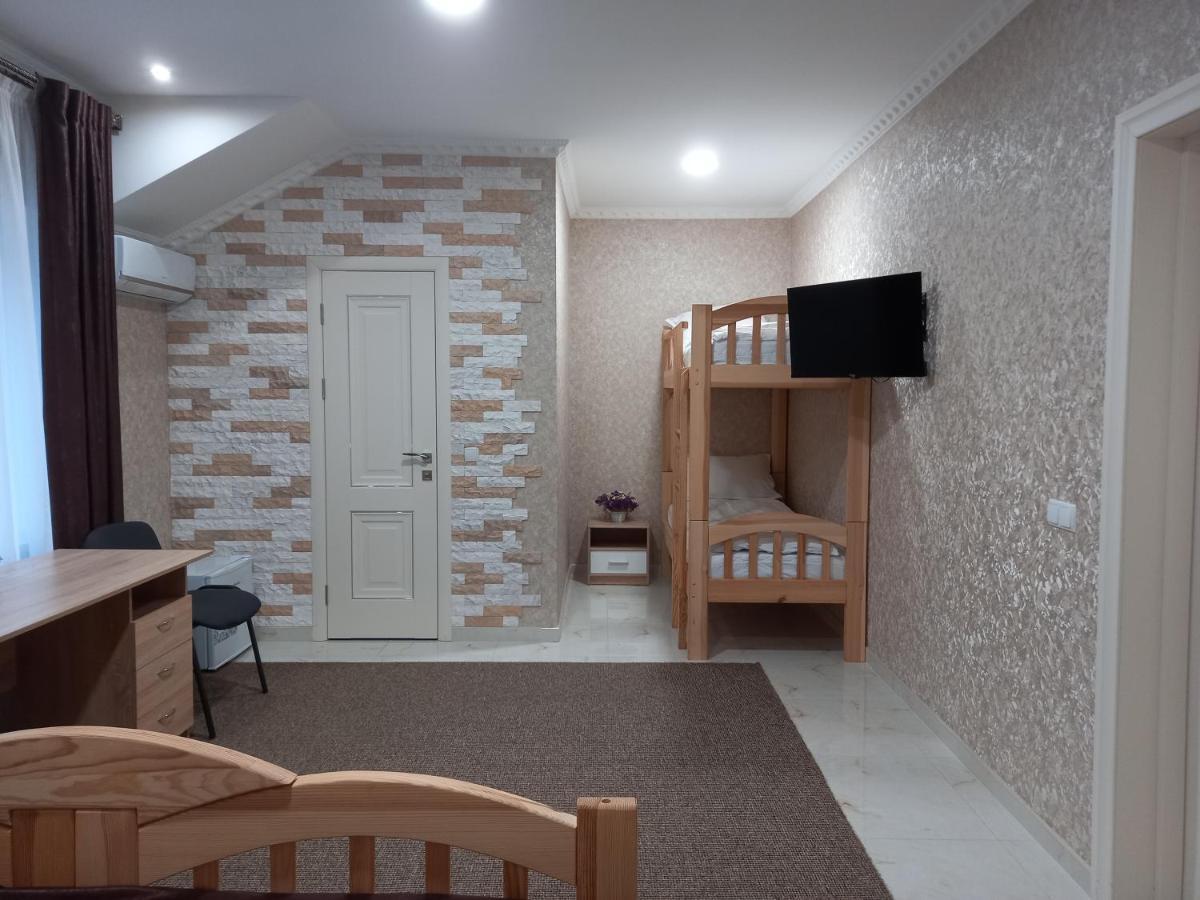 Готель River House 우만 외부 사진