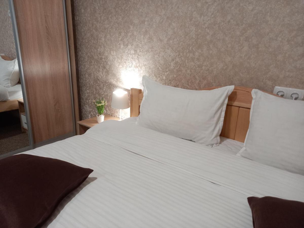 Готель River House 우만 외부 사진