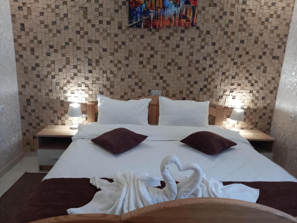 Готель River House 우만 외부 사진